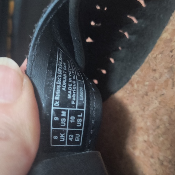 Dr. Martens Black Leather Adrian Woven T-Bar Mary Jane Size 10 Women's / 9 Mens - Picture 9 of 9